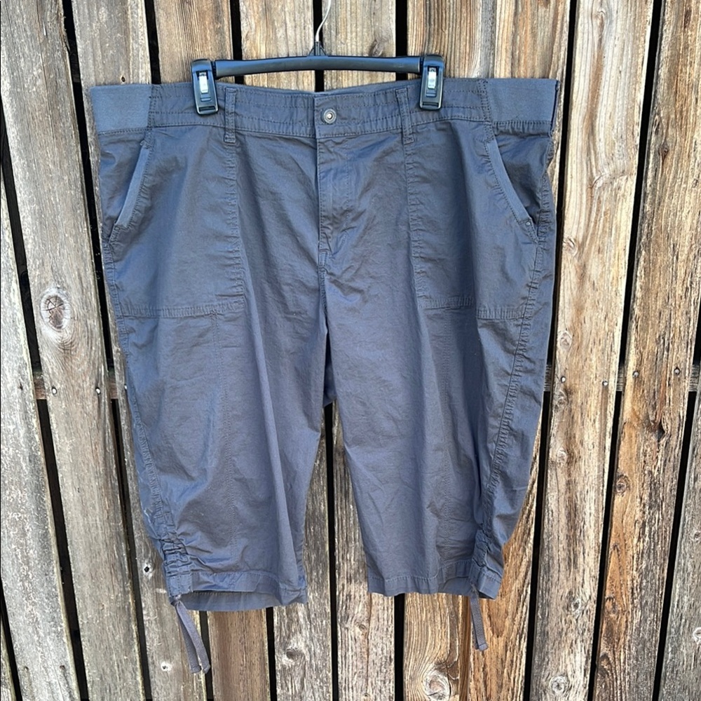 Lee 24W Capri Pants Gray Comfort Stretch Waist Cinch Ruched Ankle Plus Size 24 W
